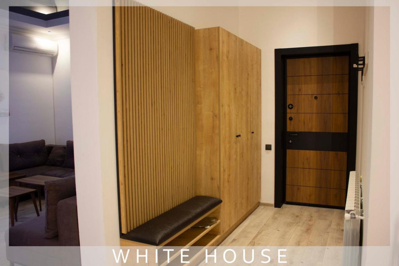 White House Villa Tbilisi Buitenkant foto
