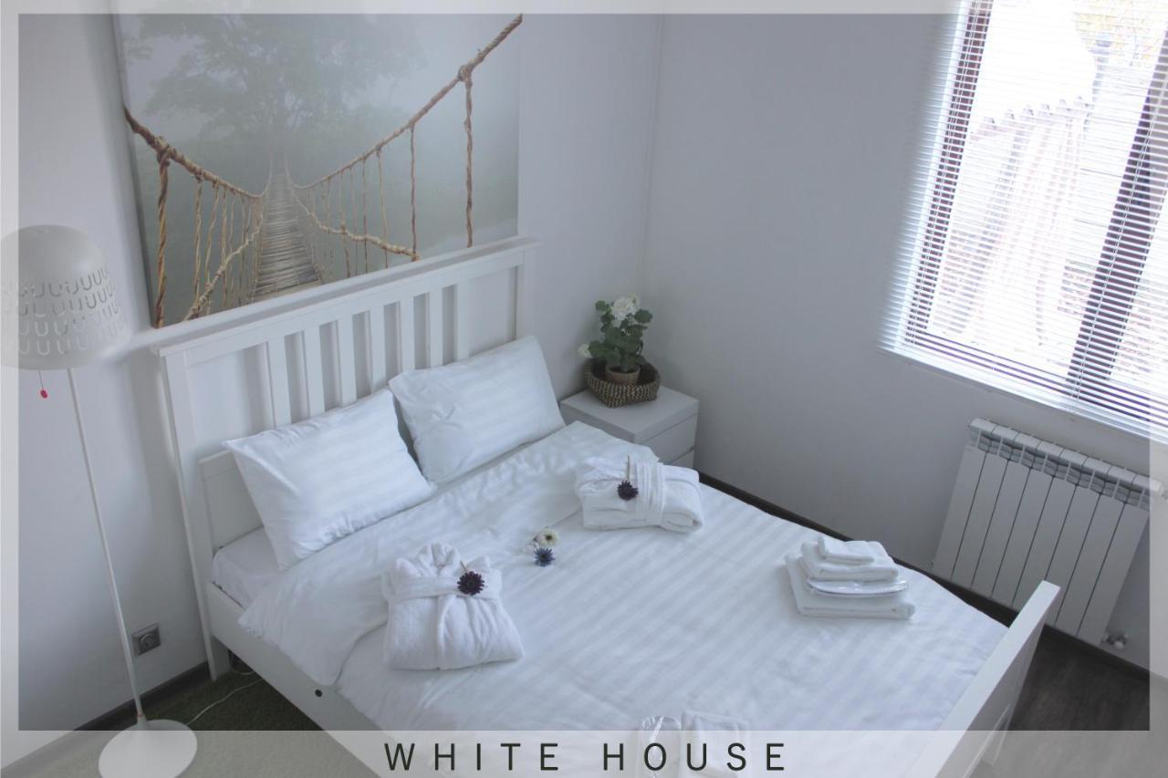 White House Villa Tbilisi Buitenkant foto